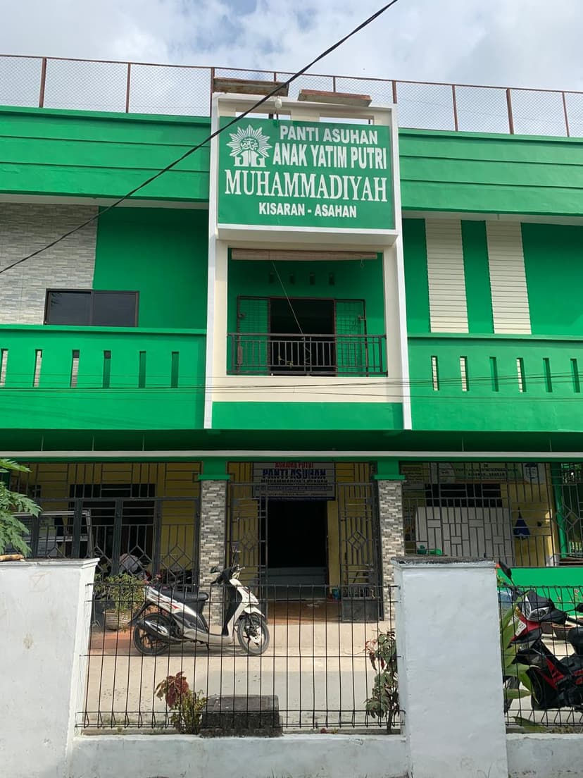 Gedung Panti Putri